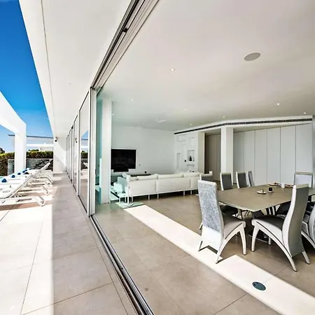 Stunning Da Luz - Lagos Supreme - 4 Bedrooms - Stunning Sea Views And Ultra Modern - Algarve Villa *