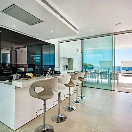 Stunning Da Luz - Lagos Supreme - 4 Bedrooms - Stunning Sea Views And Ultra Modern - Algarve *