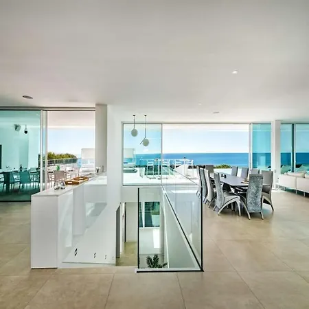 Villa Stunning Da Luz - Lagos Supreme - 4 Bedrooms - Stunning Sea Views And Ultra Modern - Algarve Alagoas