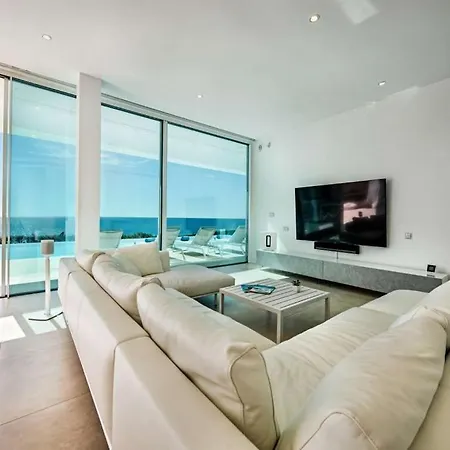 Villa Stunning Da Luz - Lagos Supreme - 4 Bedrooms - Stunning Sea Views And Ultra Modern - Algarve