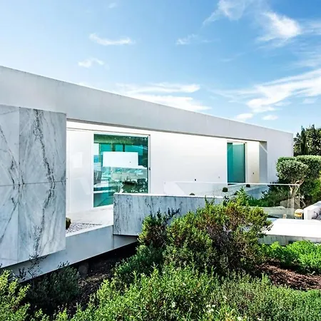 Stunning Da Luz - Lagos Supreme - 4 Bedrooms - Stunning Sea Views And Ultra Modern - Algarve *